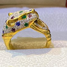 美品設計款美洲豹鑽石0.43克拉 紅藍寶祖母綠0.74克拉 18K金鑽戒  時尚個性款
