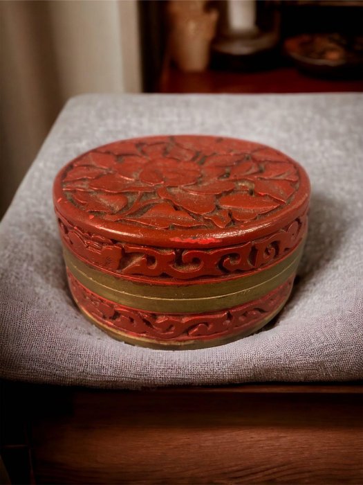 【德雅堂】銅胎 漆雕 牡丹花卉 蓋盒 珠寶盒 乾隆款
