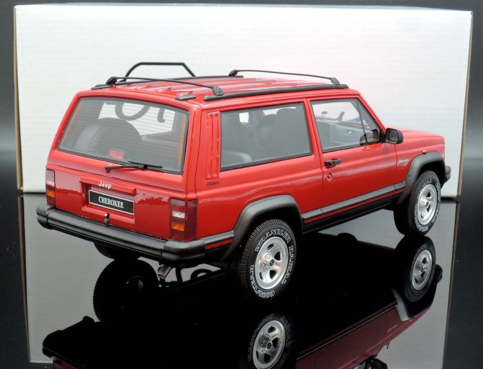 【M.A.S.H】現貨特價 OTTO 1/18 Jeep Cherokee 2.5 EFI red