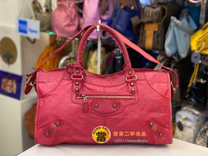 《當肯二手名品》BALENCIAGA 莓紅色 玫瑰金釦 Party time 手提包 肩背包 斜背包 大方包 ㊣