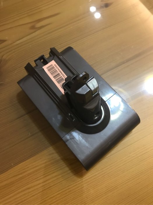 二手 故障 戴森 DYSON 手持吸塵器 電池 DC56 TYPE B 充電電池 鋰電池 無法蓄電 零件