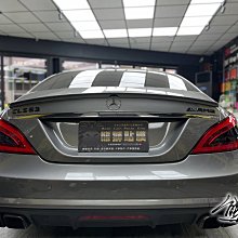 【熊獅貼膜】BENZ CLS63 尾燈局部深燻黑 微醺黑 局部改色 變色燈膜 透明犀牛皮 多種車款 歡迎詢問