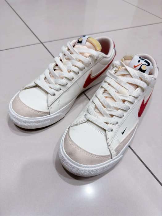 二手女鞋 NIKE 休閒鞋 女鞋 運動鞋 W BLAZER LOW 77 白紅 DX6064161 9.5新 24.5碼