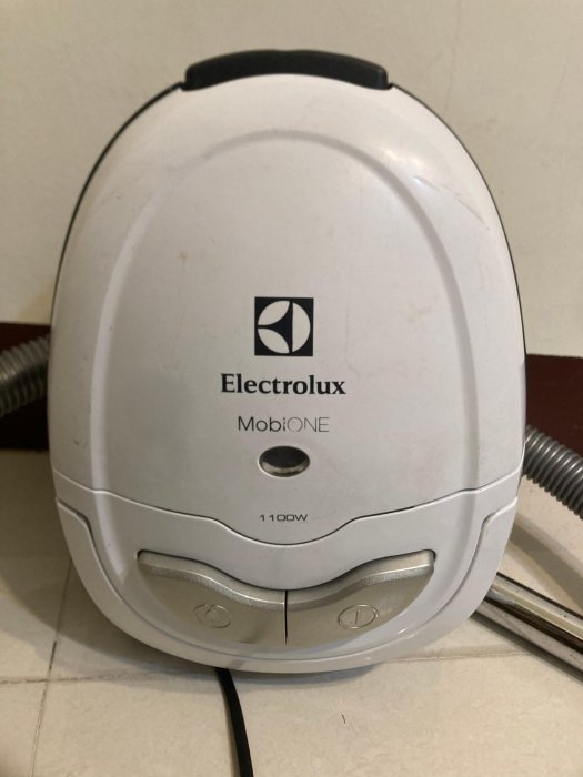 Electrolux伊萊克斯 MobiONE集塵袋吸塵器(ZMO1530)