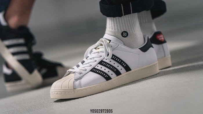 全新正品】限時特價Adidas SUPERSTAR 80s HUMAN MADE 白黑Fy0728 奶油