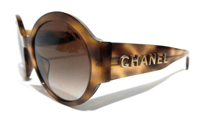 CHANEL 5410-A. CHANEL字母太陽眼鏡.附原廠內外盒.拭淨布.