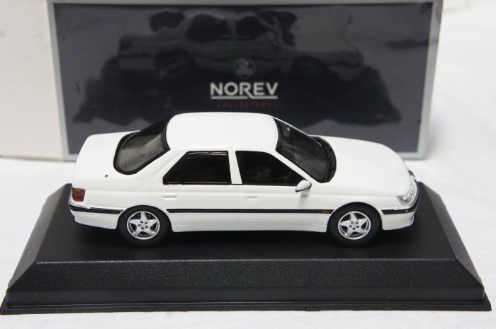 【特價現貨】1:43 Norev Peugeot 605 limousine 1988 白色