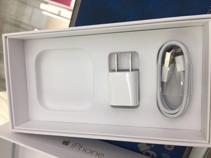 **最殺小舖**中古IPHONE6plus 64g 金 無傷美機  原機有盒 二手IPHONE6 另有i7 i8 ix