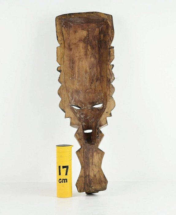 《玖隆蕭松和 挖寶網P》B倉 木製 雕刻 土著 面具 擺件 擺飾 重約 1.8kg  (07871)