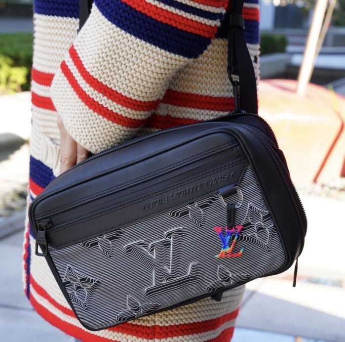 Louis+Vuitton+LV+Initials+Expandable+Messenger+Shoulder+Bag+M55698