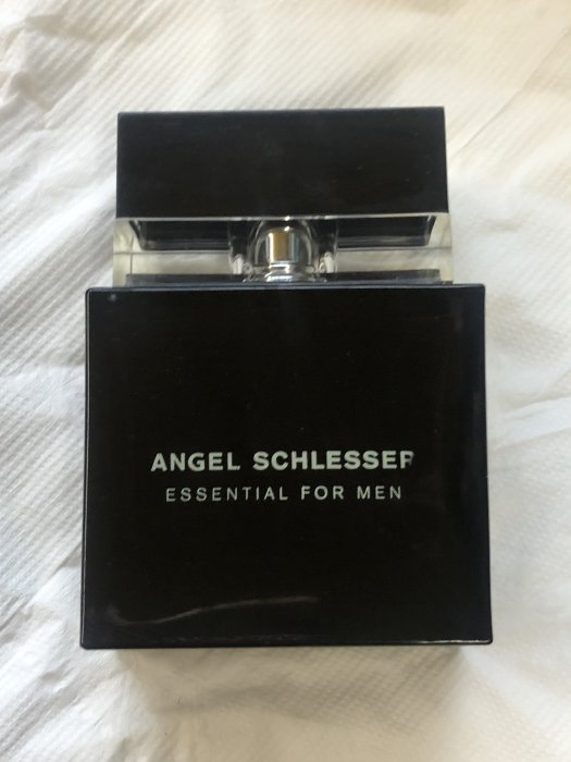 Angel Schlesser Essential 極緻男性淡香水50ml   噴式 經典款 無盒