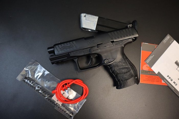 【翔準AOG】UMAREX PPQ M2鎮暴槍+小鋼瓶X10+鎮暴彈100入 VFC-PPQM2 11mm CO2槍WALTHER訓練用槍 鎮暴槍 防暴槍