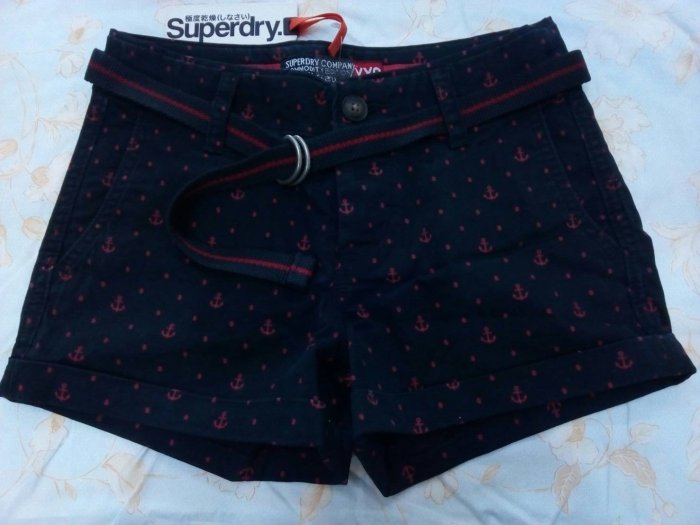 出清~~現貨全新正品 Superdry極度乾燥 女極深藍短褲 23~24腰