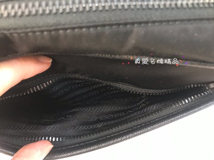 《真愛名牌精品》PRADA 2VH048 Fabric 黑尼龍雙拉鍊 相機包/側背包 (無小包) *全新*