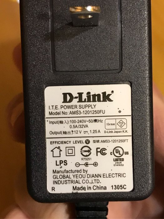 二手良品 D-Link 充電器 轉接器 ITE Power Adapter AC 100V-240V 0.5A 12V