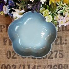 【 LE CREUSET】花型盤(中)-海洋之花.特價960元.原價:1380元竹北可面交.可超取