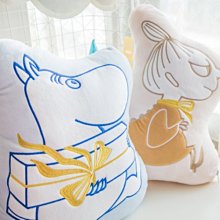 ＳＥＹＥＳ　{日本空運} 芬蘭嚕嚕米moomin刺繡抱枕+冷氣毯