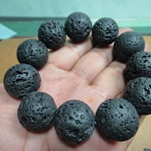 【競標網】天然泰國黑隕石(火山熔岩)原礦手珠20mm(回饋價便宜賣)限量10組(賣完恢復原價350元)