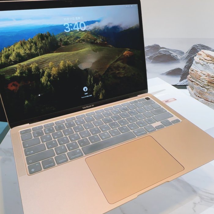 極新女用可舊機貼換 MacBook Air 13吋 M1 8G 256G 可參考 Pro  M2 14吋 15吋 16吋