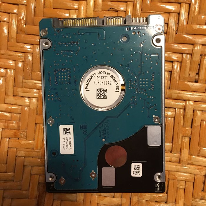 二手近全新Samsung三星2.5吋筆電硬碟2TB 無壞軌，SATA5400轉，台北面交