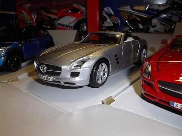 {車界模王}賓士SLS AMG 敞篷車全新到!!!!!!!!!