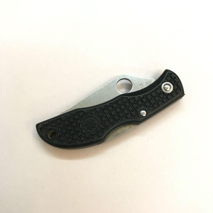 Spyderco 齒刃折刀 隨身萬用刀具