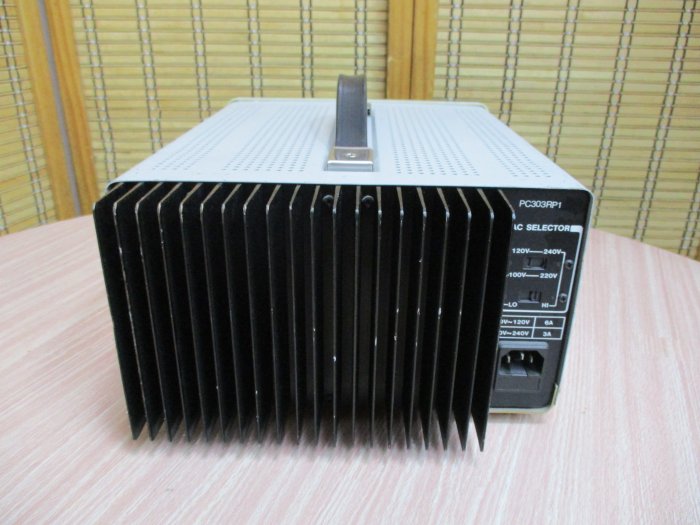 康榮科技G.W GPC-3030D (GPC3030D)30V/3A DC Power Supply(直流電源供應器)