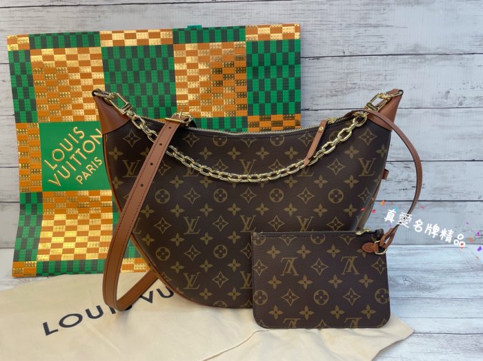 《真愛名牌精品》LV M46311 LOOP HOBO  老花拼色大款彎月包  附小包*全新*