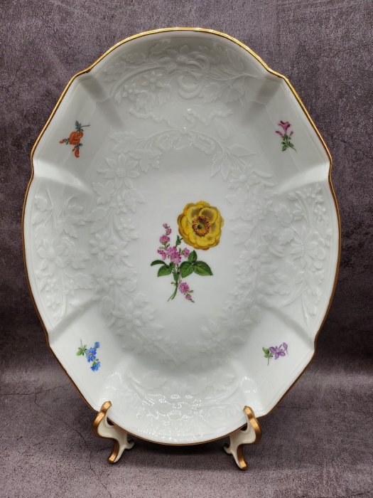 梅森Meissen浮雕花卉盤1845