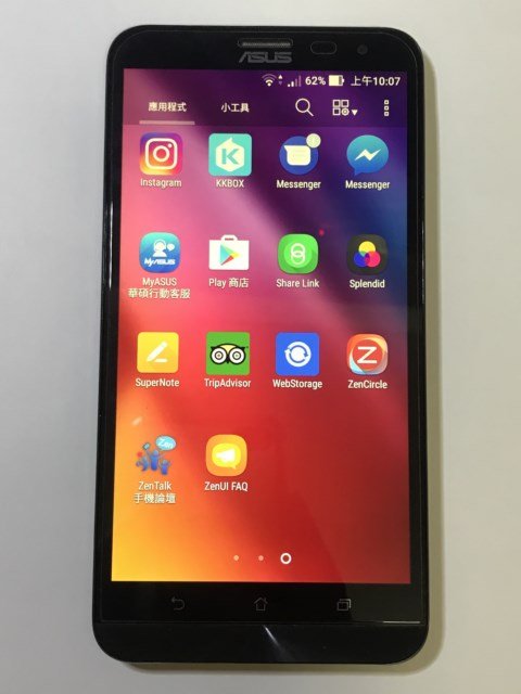 ASUS華碩ZenFone 2 Laser ZE601KL 32GB智慧型6吋 4G 全頻手機，功能正常，只賣1550元