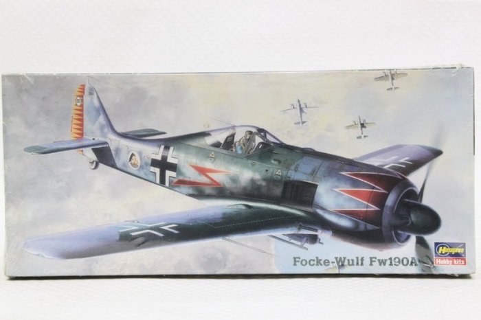 【統一模型】HASEGAWA《二戰德國納粹 戰鬥機 Focke-Wulf FW190A-5》1:72 # 51307