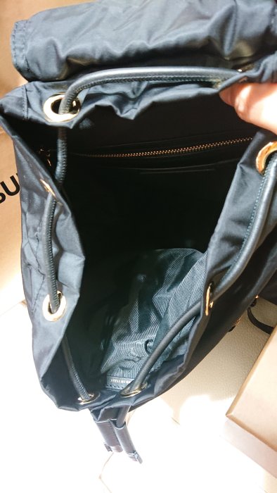 正品 Burberry medium Rucksack經典款 皮革 中款軍旅後背包 黑色 焦糖牛（小熊另購）搬家出清