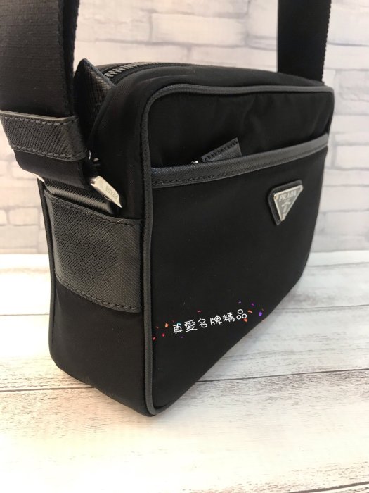 《真愛名牌精品》PRADA 2VH048 Fabric 黑尼龍雙拉鍊 相機包/側背包 (無小包) *全新*