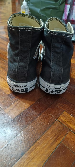 Converse帆布鞋