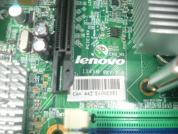 Lenovo E30 7783-RY3(IS6XM)主機板 + Intel Xeon E3-1235 3.2GCPU