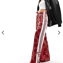 (嫻嫻屋) 英國ASOS-adidas Originals豹紋印花鬆緊腰三線LOGO邊長褲 預購款AA24