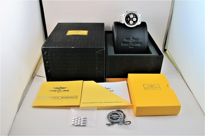 MOTAFISH BREITLING 百年靈 NAVITIMER 01 銀翼logo 透明錶背 日本限量款盒單齊全