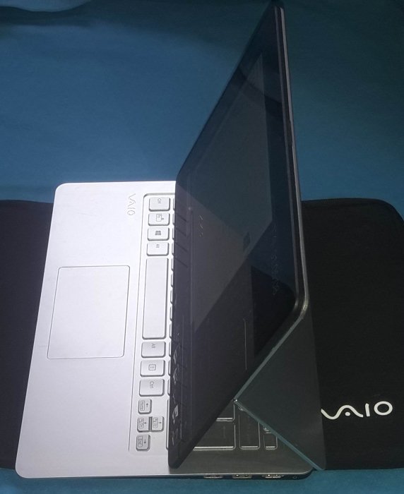 SONY VAIO SVF11N18CWP 四核觸控平板筆電