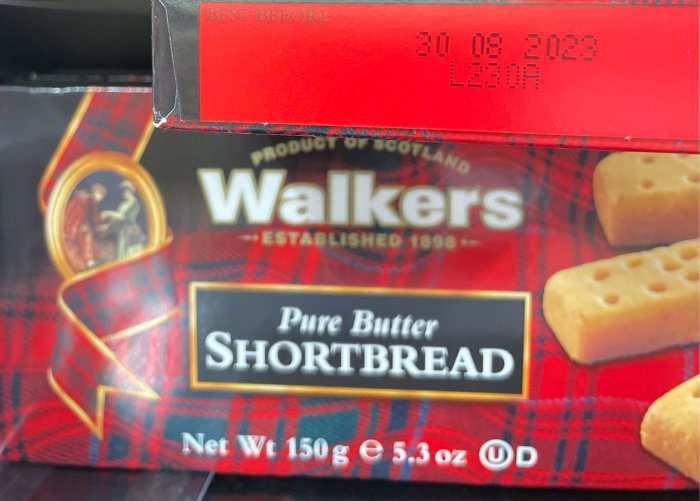 4/23前 一次買2盒 單盒219英國🇬🇧Walkers 蘇格蘭皇家奶油餅乾150g/盒 Pure butter shortbread X