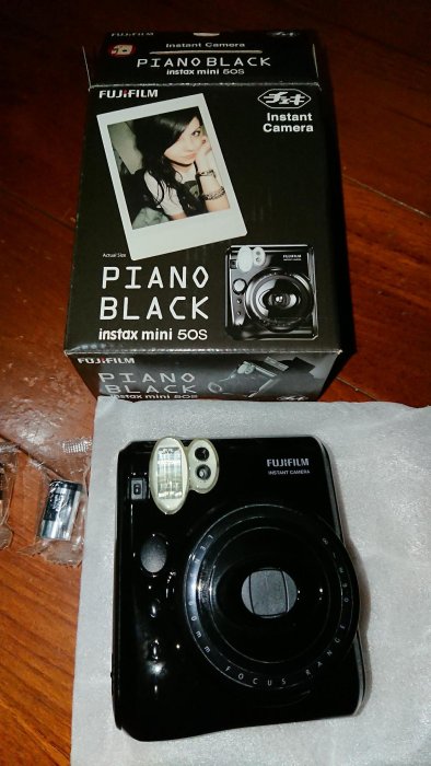 （匯款價4000含運）全新品 /  FUJIFLIM富士 拍立得 相機 - Mini50s Mini 50s 鋼琴黑  套餐組