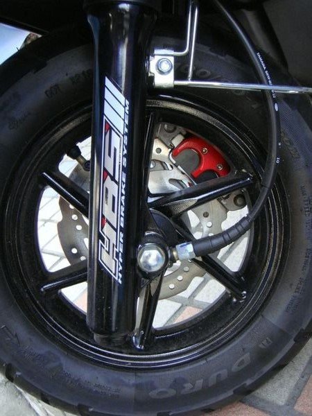 欣輪車業 山葉 YAMAHA 原廠 GTRaero 鋁合金鋼圈 前輪框 前輪圈 自取售2300元 附風嘴