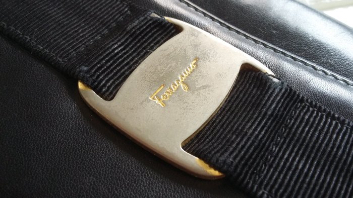 Salvatore  Ferragamo   經典 LOGO  皮夾