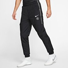 南◇現 NIKE FC TRACK PANT WPZ 長褲 黑色 縮口 拉鍊褲管 黑標 CD0557-010