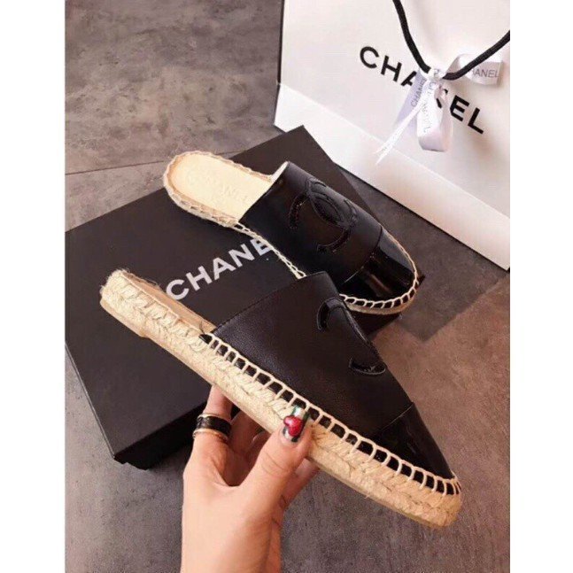 【二手正品】 Chanel 懶人鞋 拖鞋 半後跟 草墊鞋 編織鞋底 牛皮光滑面 黑色 全新