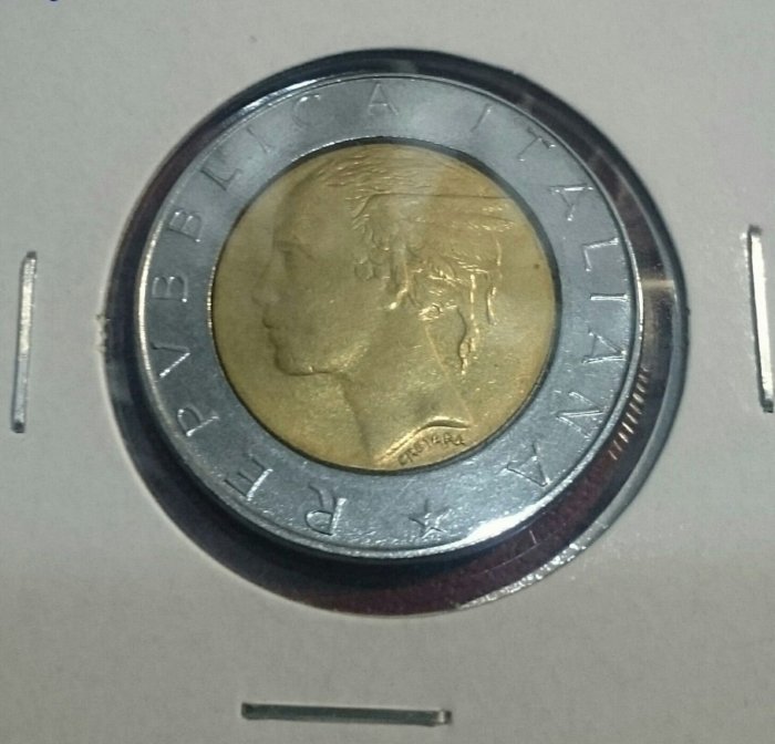義大利雙色500里拉錢幣一枚