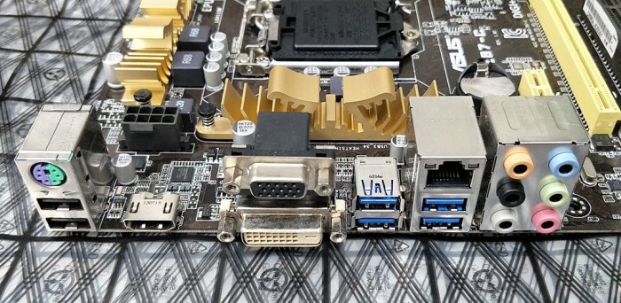 台灣出貨 盒裝 ASUS 華碩 Z87-C DDR3 最大32G USB3 SATA3 1150 ATX 主機板 一年保