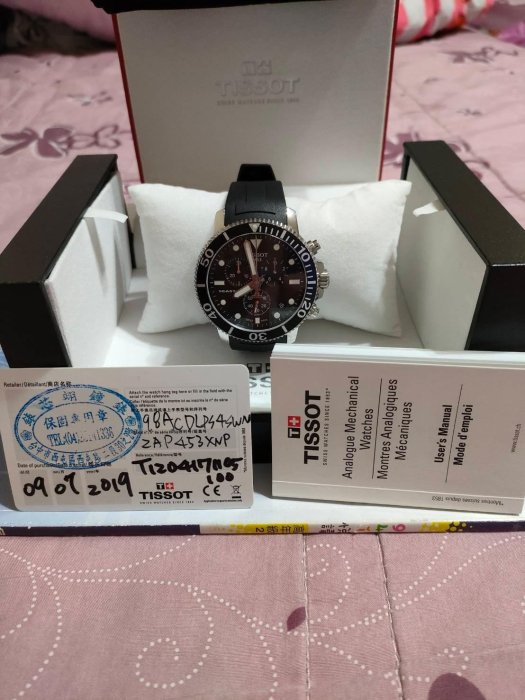 Tissot seastar手錶二手戴不到5次9.5成新。有喜歡勿下標請先聯絡陳先生0918870052