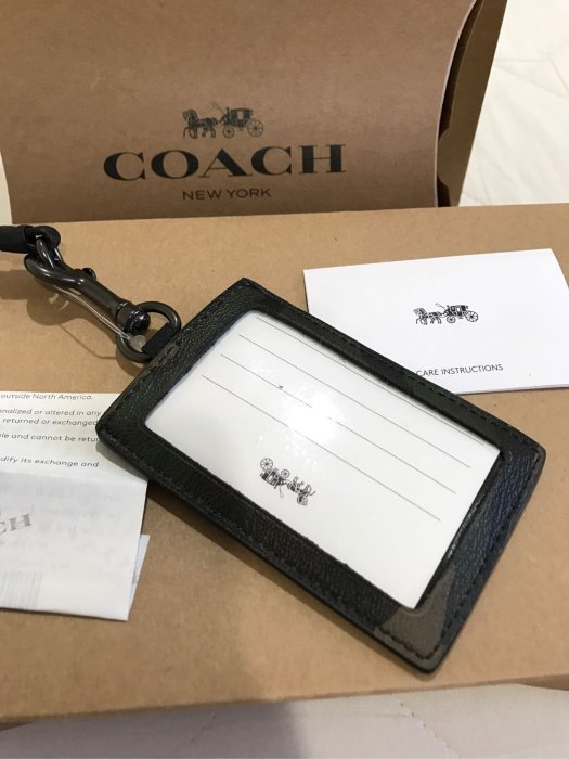 COACH coach 新色 全皮革識別證套 迷彩色 全新正品 現貨在台 含原廠紙盒 紙袋ㄧ個 附收據 保證正品