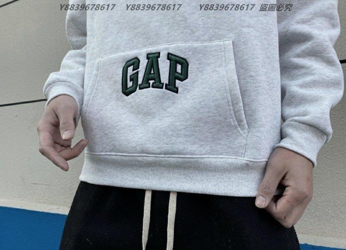 2021年 Outlet更新 GAP 加絨帽T 柔軟舒適 男女同款 兩色挑選