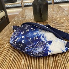 LV M20587 DISCOVERY PM BANDANA 腰包 現貨